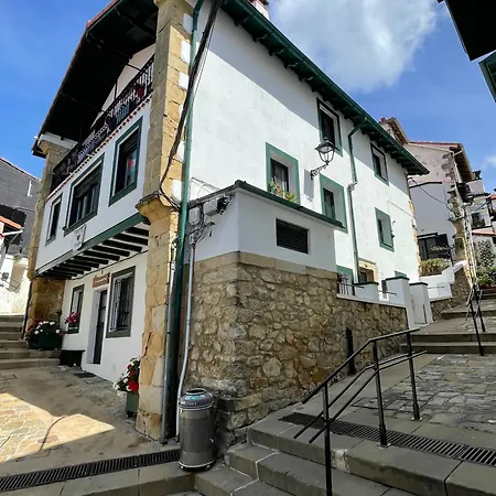 Tatoena, Puerto Viejo